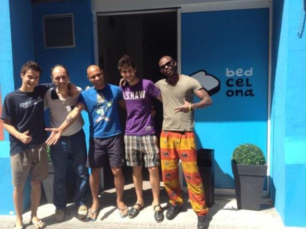 Bedcelona Hostel Barcelona Exterior photo